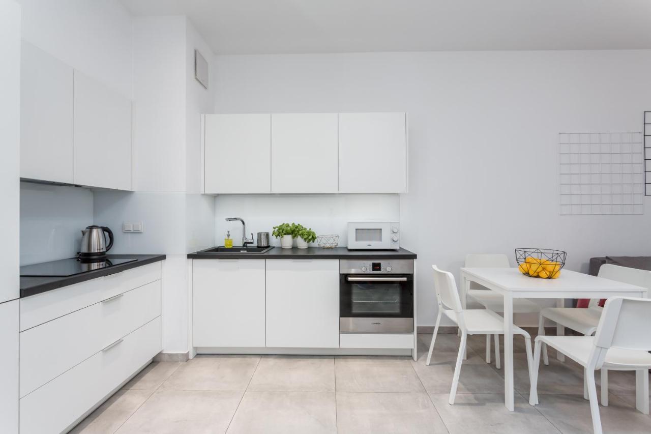 Chill Apartments Kolejowa 华沙 外观 照片